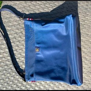 Tommy Hilfiger navy handbag.